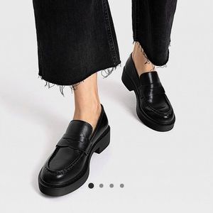 NWT Stradivarius Chunky Black Loafers Size 5.5